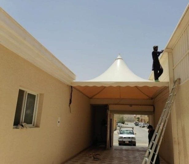 تركيب مظلات هرمية